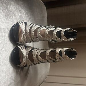 Luxe Elegant Black and Cream Heels